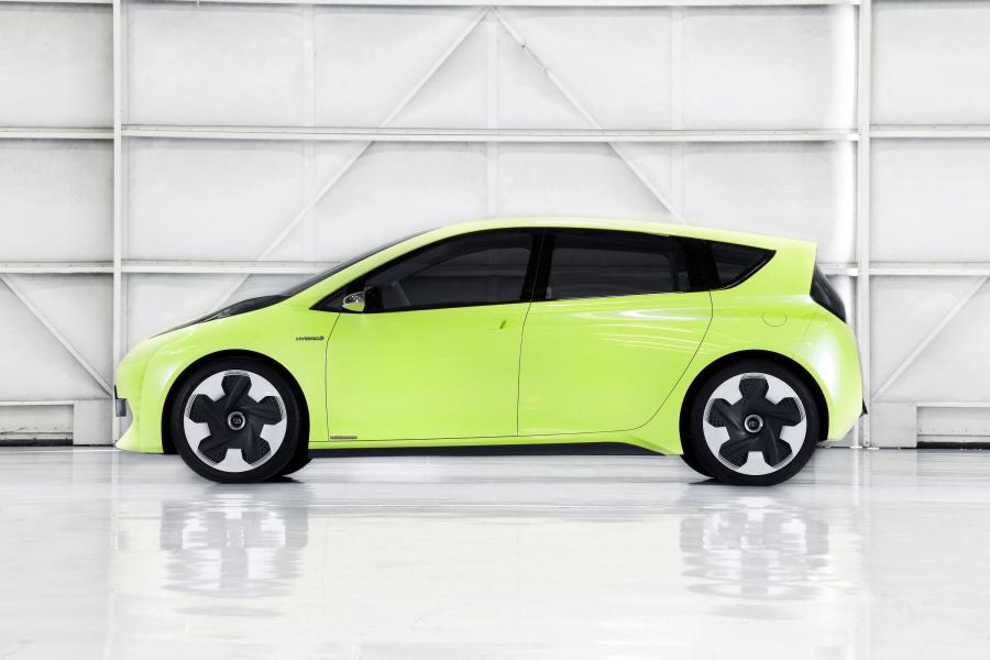 Toyota FT-CH Concept 2010 года  (фото 11 из 38)